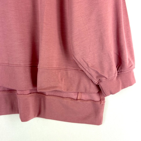 U Deep Rose High Low Sweatshirt Size S NWT - Picture 5 of 6